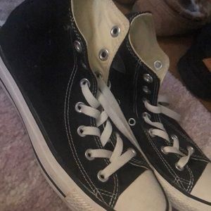 Converse black